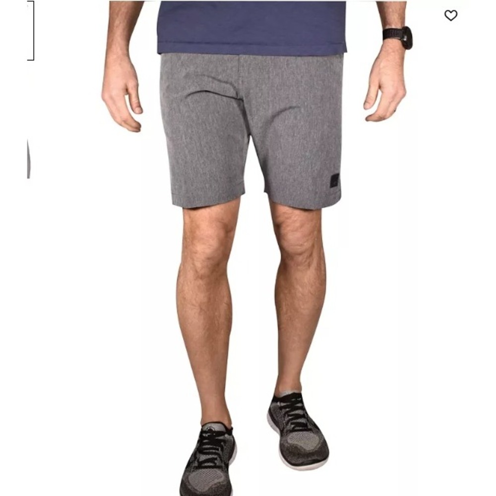 Vintage 1946 Gurkha Gray Performance Golf Travel Shorts Stripe Stretch 40 NWT